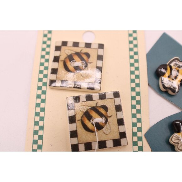 Ceramic Buttons Set Of 4 Debbie Mumm Bee-Themed Decorative Painted Vintage - Picture 2 of 8